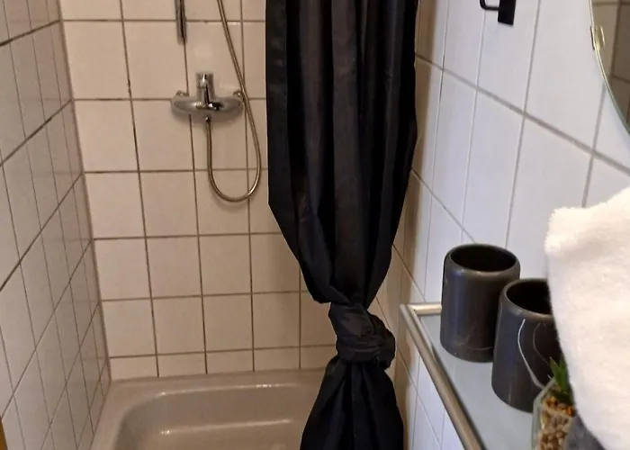 Gemuetliche 2-zimmer-wohnung Mit Top-anbindung 아파트 크라일샤임